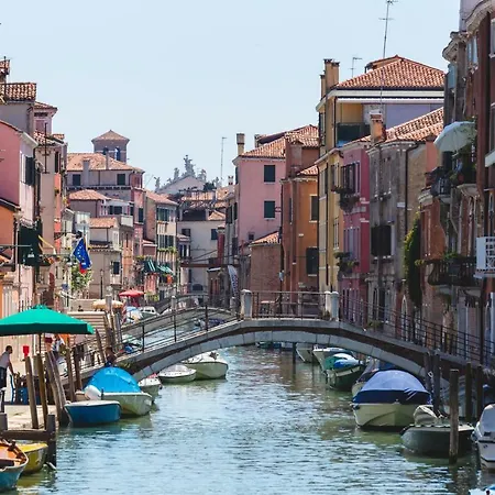 Magic In Love Venice